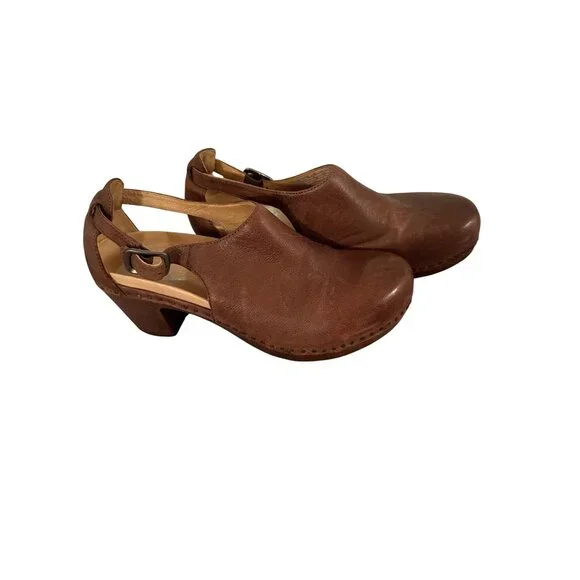 Dansko Womens Sassy Clogs Tan Size 40 Brown Leather Block Ankle Strap Casual - Picture 13 of 16
